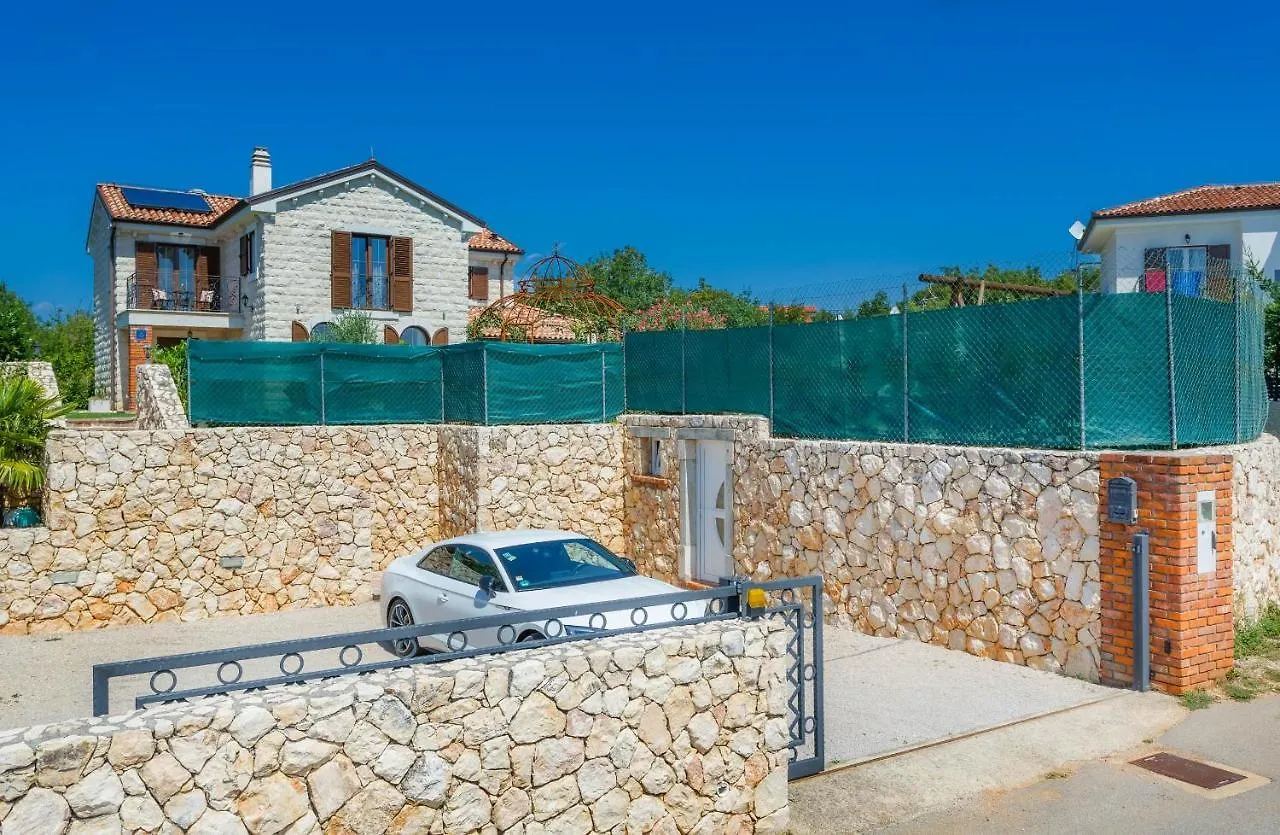 Villa Kamenica Kras