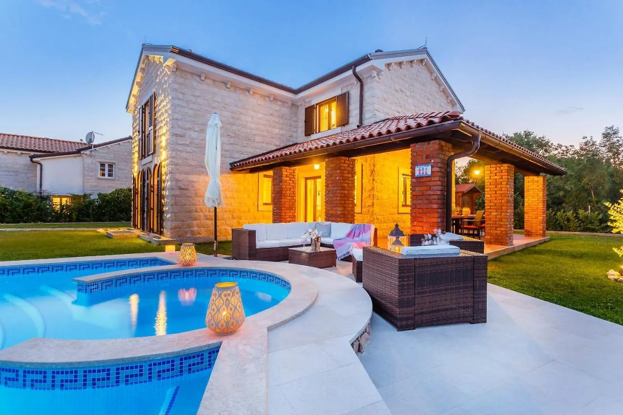 Villa Kamenica Kras 0*,  Croatia